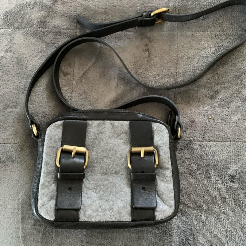Super cute black and grey crossbody bag